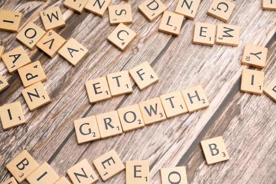 ميزان العناية الواجبة قبل الاستثمار في ETF قطاعي