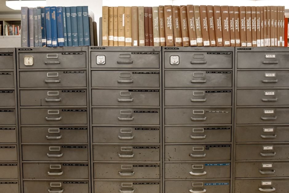 Filing cabinet drawers: point-in-time data keeps every delisted company in the record